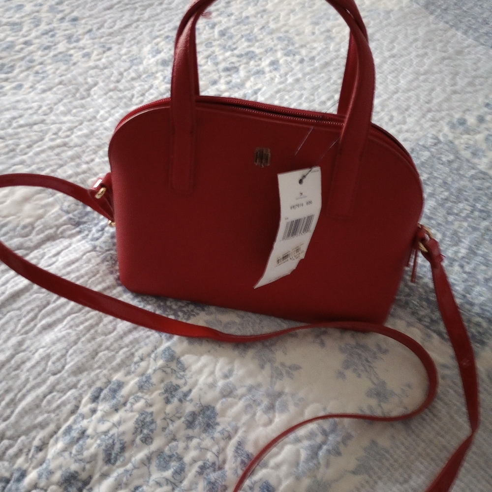 Beautiful Tommy Hilfiger bag